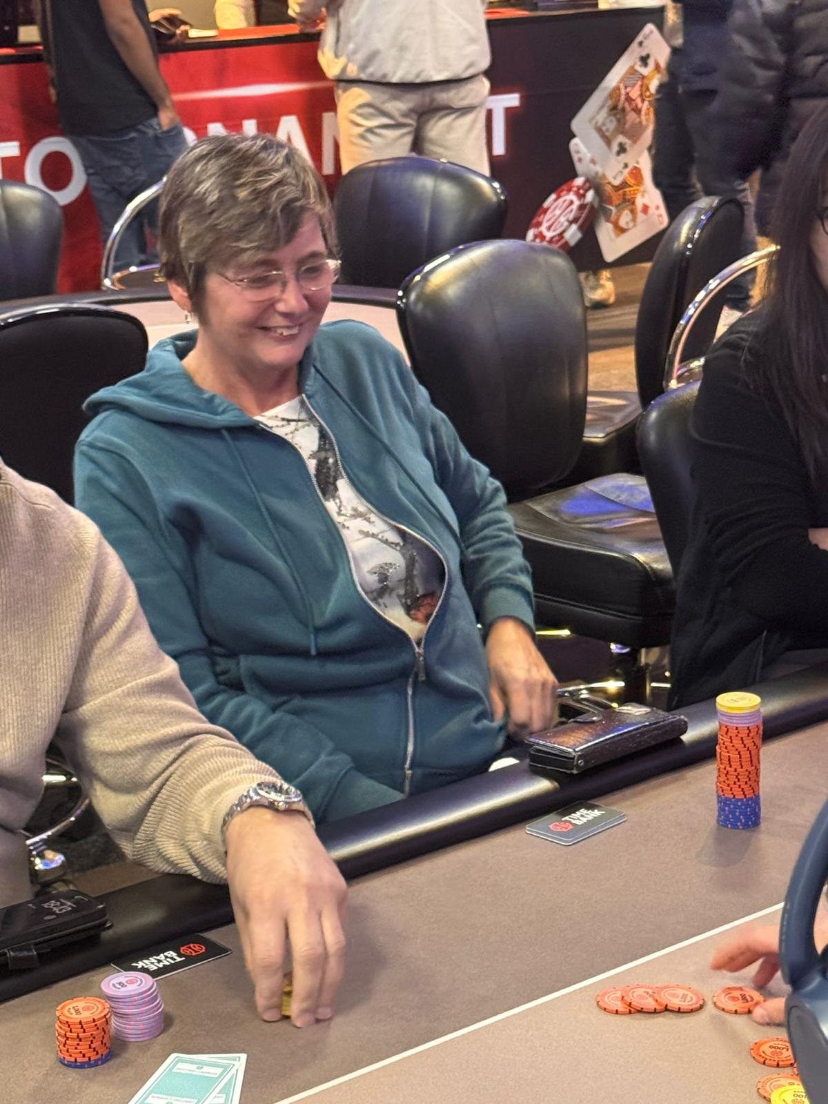 BPS Ladies player smiling at the table